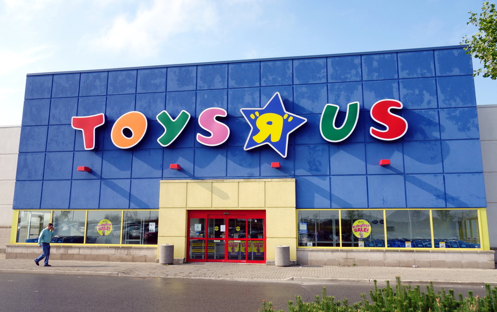 Toys R Us is shutting all its US and UK stores after bankruptcy 5