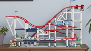 LEGO Creator Expert Roller Coaster set