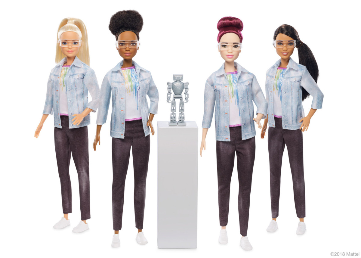 Robotics Engineer Barbie encourages girls to love STEM 2
