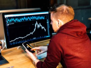 HTC and other manufacturers are racing to produce blockchain smartphones 1