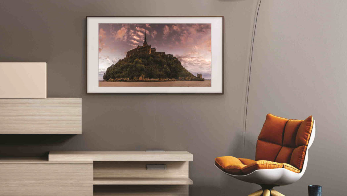 Samsung’s stunning 2018 Frame TV just got smarter with Bixby 6