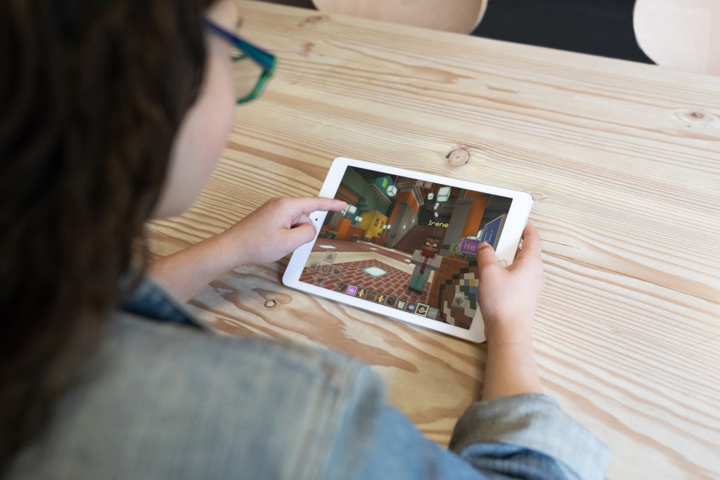 Microsoft is bringing Minecraft: Education Edition to iPad 6