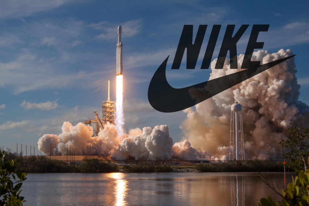 Future NASA rockets could be sponsored by big brands 10