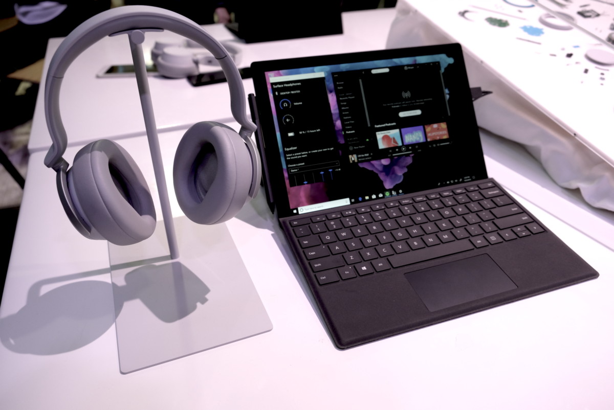Microsoft's new Surfaces look great in black 6