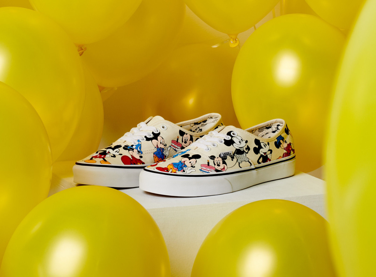mickey mouse collection vans