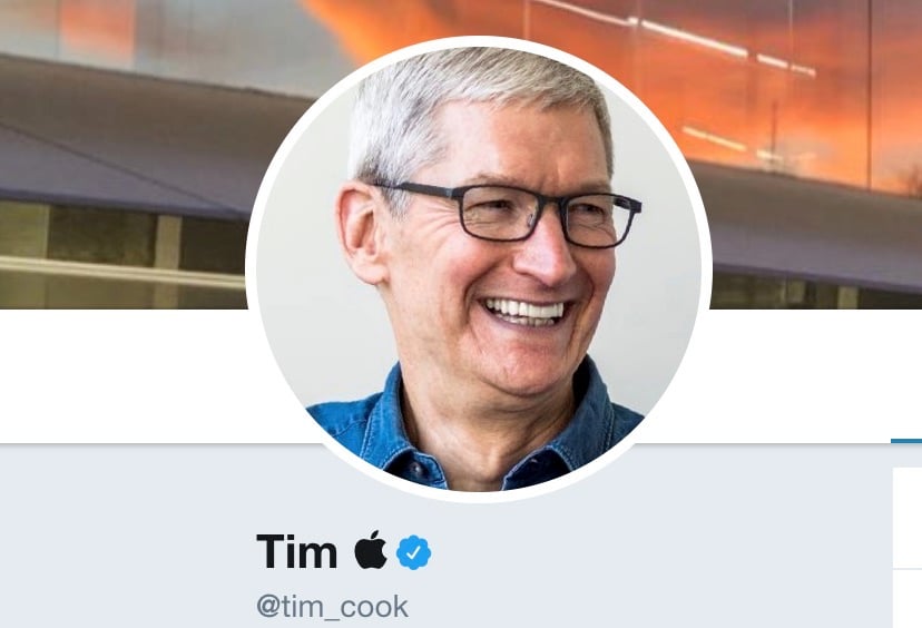 President Trump gives Apple CEO a nickname and he's owning it 5