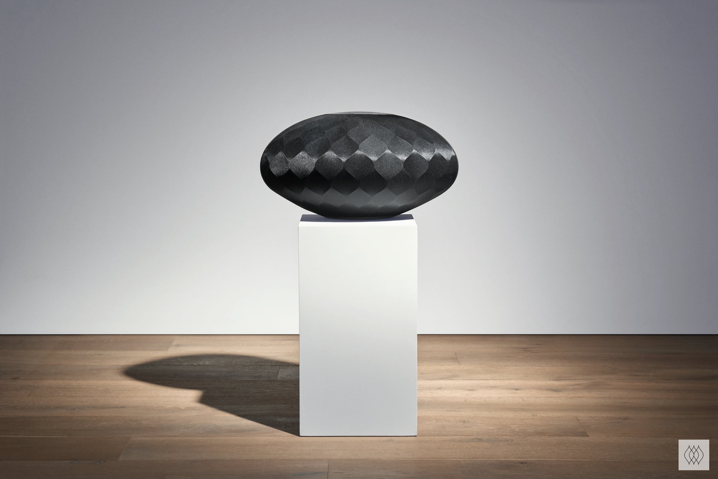 Bowers & Wilkins Formation Wedge is a spiritual successor to the iconic Zeppelin speaker 6