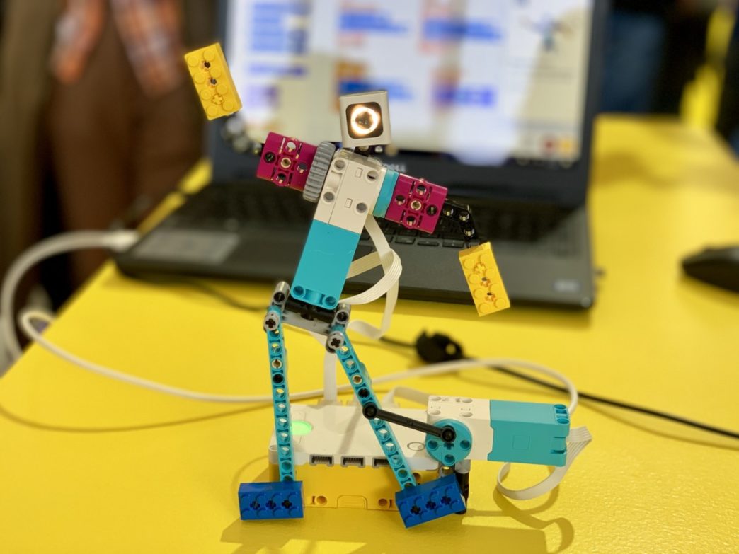 LEGO Education Spike Prime is a STEM toy that combines bricks with ...