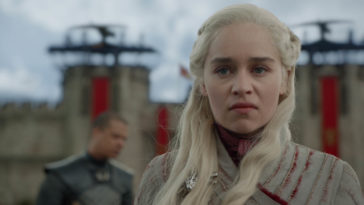 Emilia Clarke hates the new Daenerys Targaryen too 12