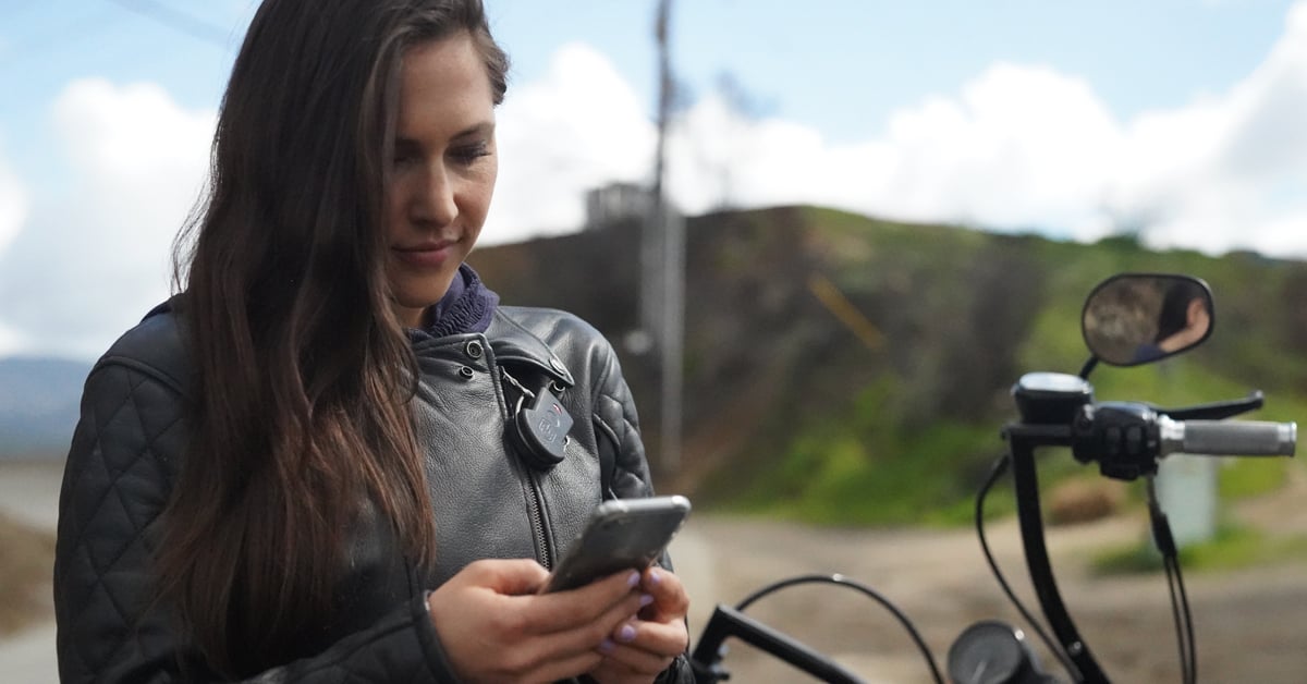 This smart lock doubles as a GPS tracker for both you and your luggage 2