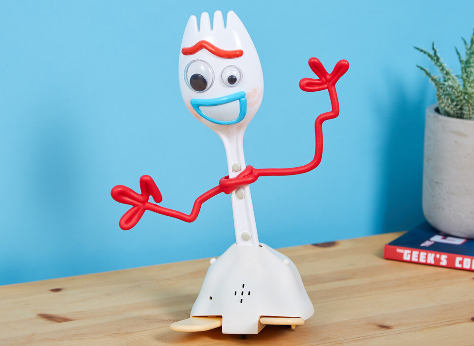 Voice command Forky doll from Toy Story 4 is crazy close to the real thing 5