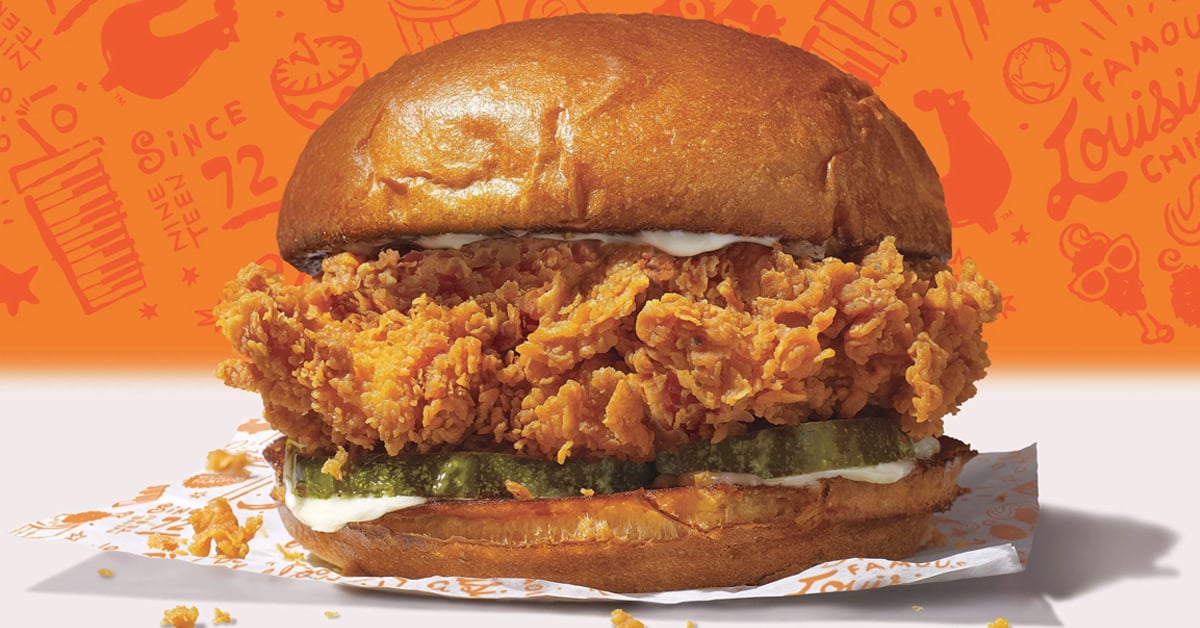 The top 15 fast food chains nationwide, ranked by sales 4 Popeyes Chicken Sandwich