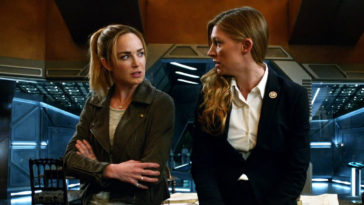 Sara and Ava in Legends of Tomorrow