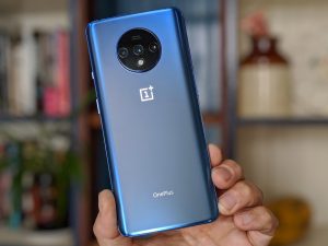OnePlus 7T review: blistering performance, bargain price 209