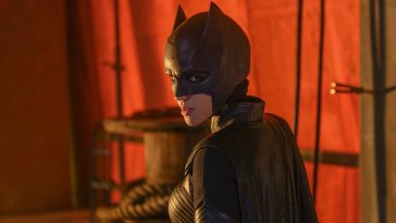 Batwoman is getting review-bombed on Rotten Tomatoes and IMDb 1