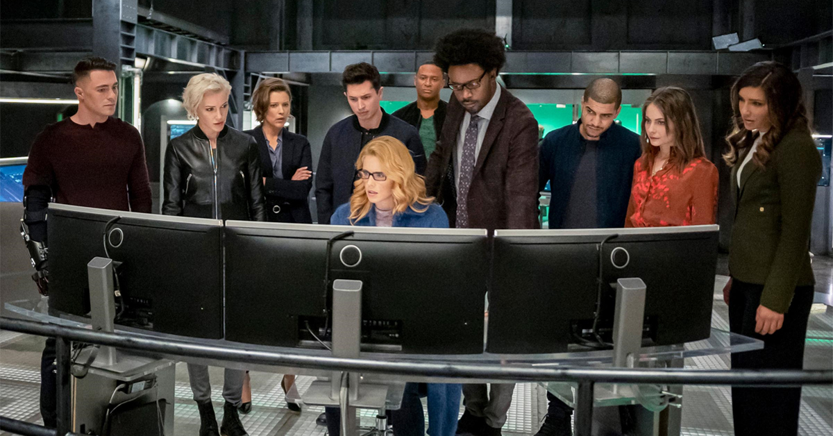 Arrow series finale photos reveal Felicity’s return and major post-Crisis changes 4