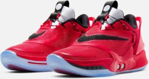 Nike's latest self-lacing sneaker is finally available for $400 38