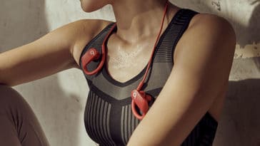 Apple launches Powerbeats, a more affordable version of the Powerbeats Pro 1