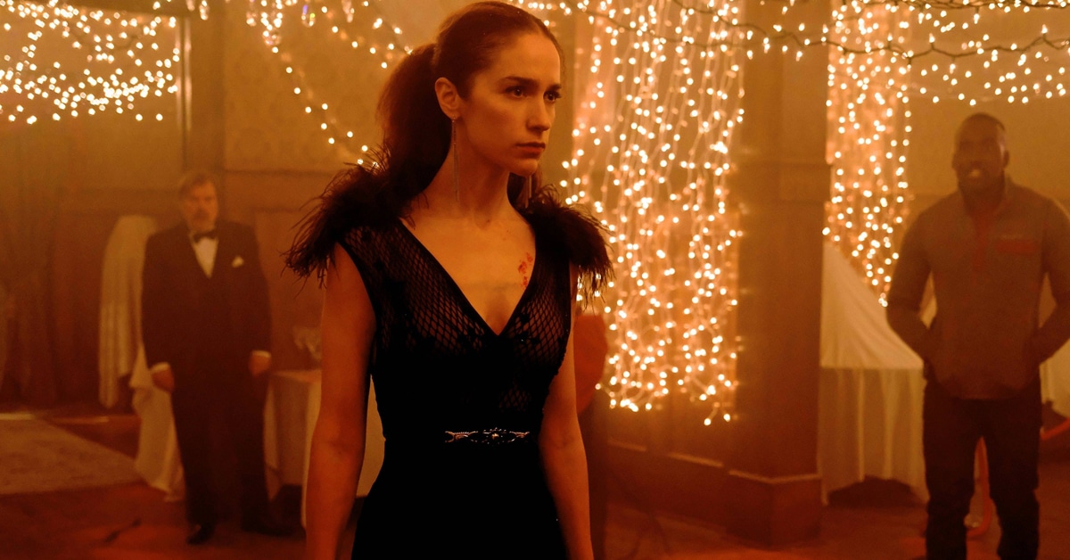 Wynonna Earp unveils season 4 first-look photos 10