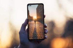 Motorola One 5G is a sub $500 phone with a macro lens ring light 61