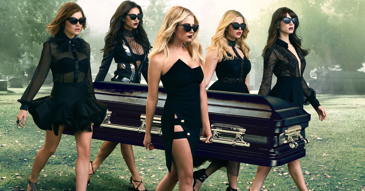 Riverdale creator is rebooting Pretty Little Liars, and fans are not thrilled 2