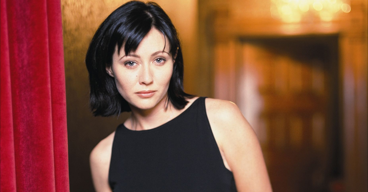 Shannen Doherty weighs in on the Charmed feud between the old and new stars 7