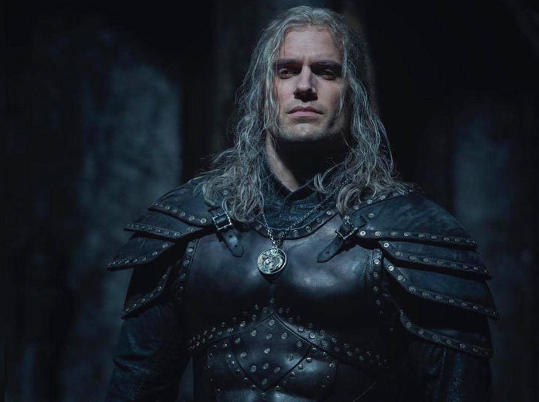 Henry Cavill shows off Geralt's new armor for The Witcher season 2 6