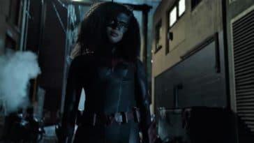 Batwoman season 2 trailer introduces Gotham’s new hero and her Batmobile 10