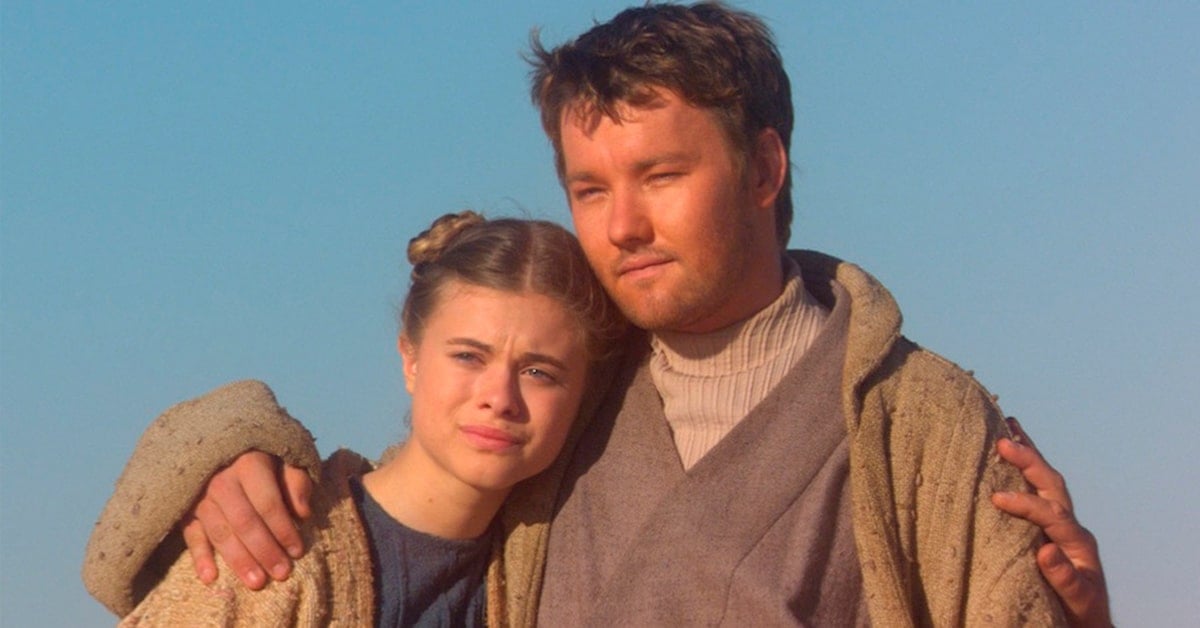 Joel Edgerton and Bonnie Piesse as Uncle Owen and Aunt Beru
