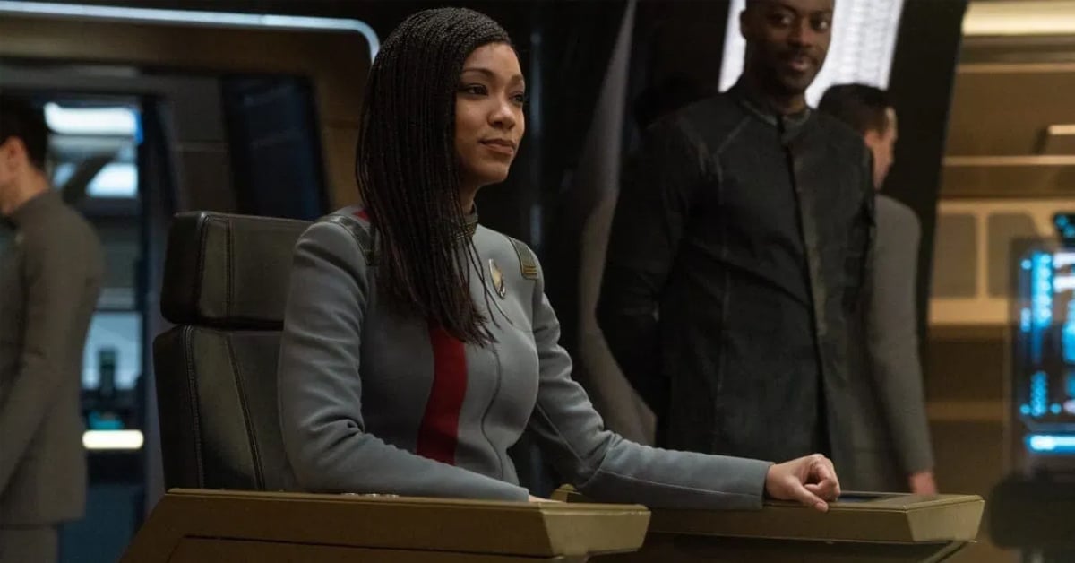 Captain Burnham faces a mysterious new threat in Star Trek: Discovery season 4 trailer 9