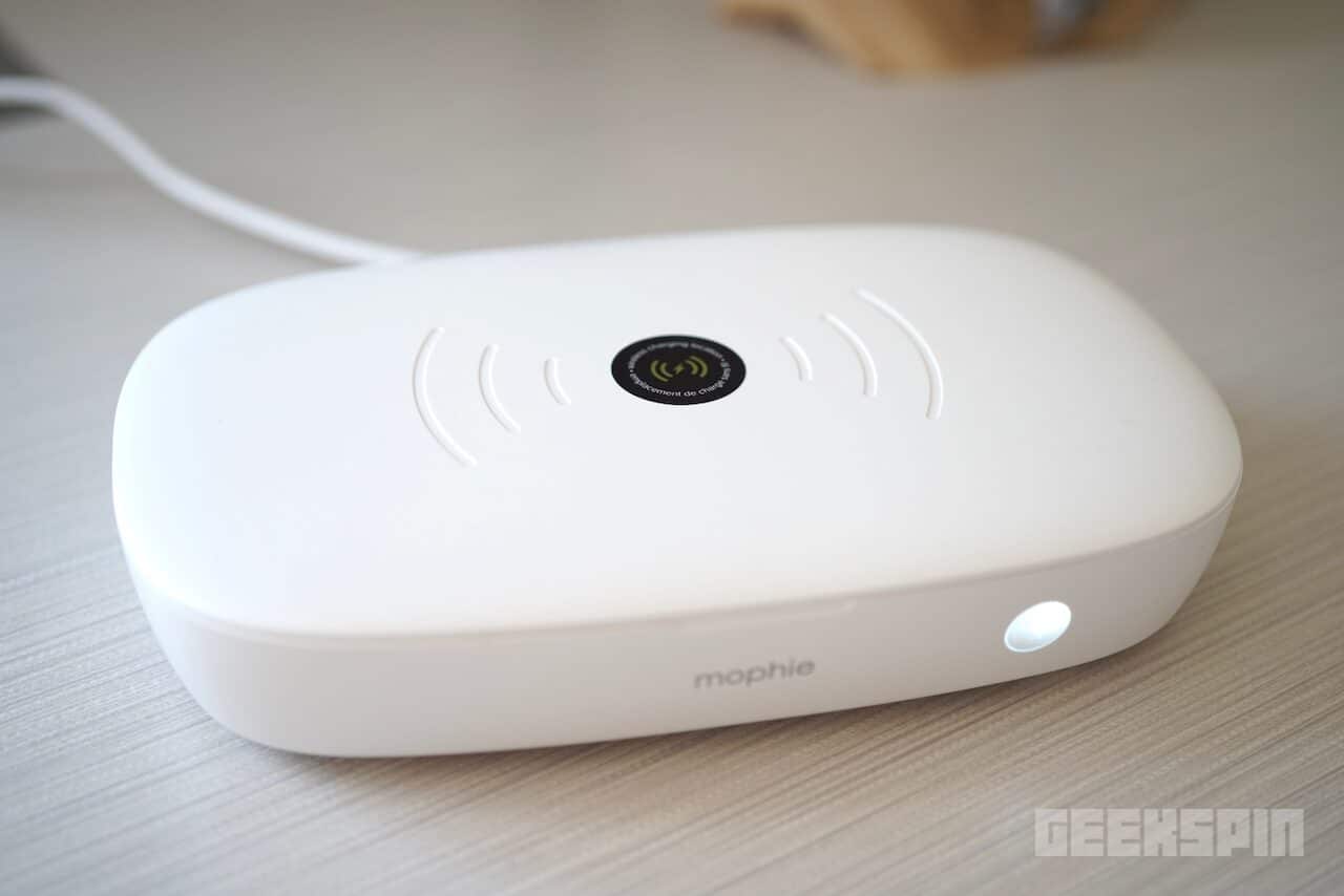 Mophie UV sanitizer with wireless charging review 9