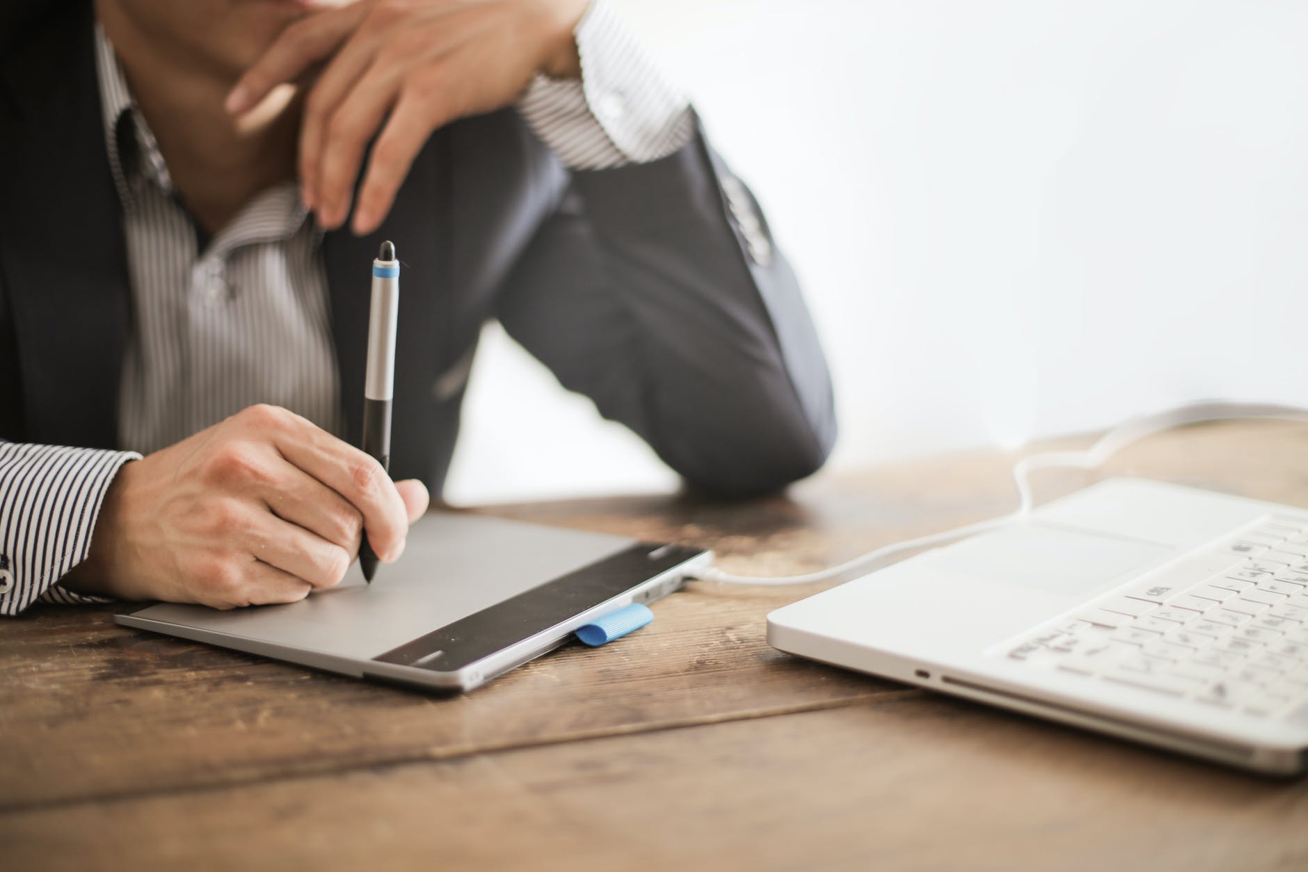 Watch Your Back: These Job Interview Red Flags Are CRAZY And A Real Eye Opener 5 Watch Your Back: These Job Interview Red Flags Are CRAZY And A Real Eye Opener 5