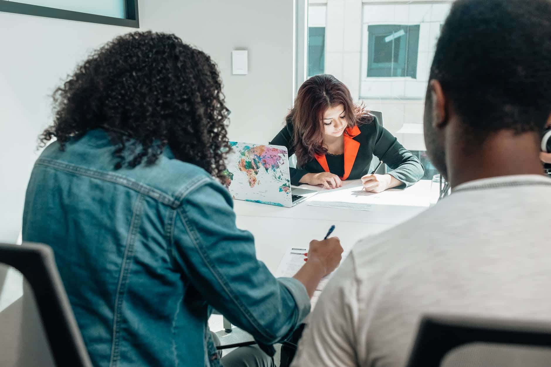Watch Your Back: These Job Interview Red Flags Are CRAZY And A Real Eye Opener 19 Watch Your Back: These Job Interview Red Flags Are CRAZY And A Real Eye Opener 19