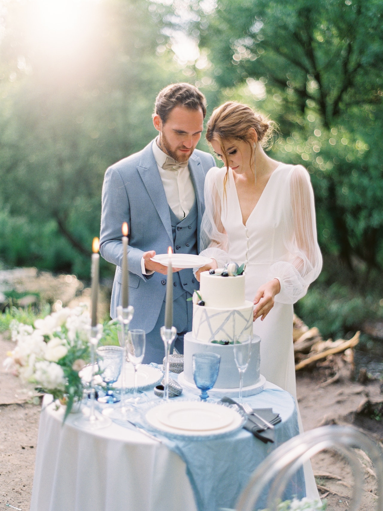 Doomed From The Start: Guests Share Wedding Experiences That Made Them Realize The Marriage Wouldn't Last 48