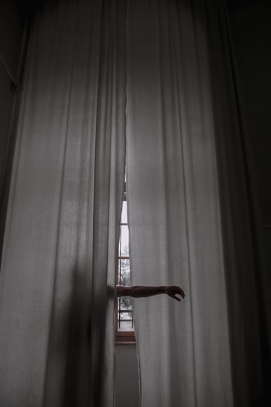 Real-Life Horror Stories: People Worldwide Share Their Spine-Tingling Encounters 1