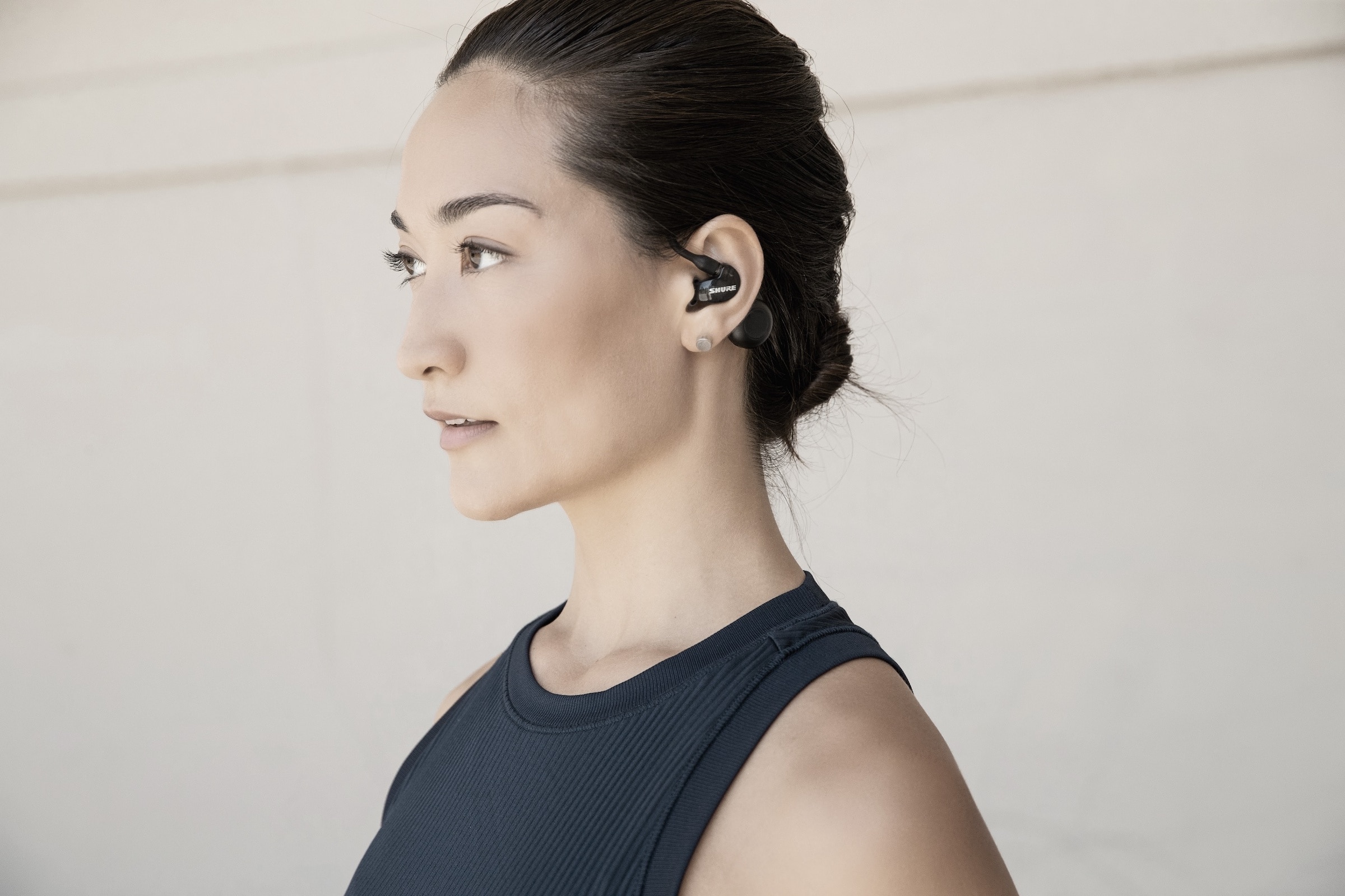 Shure's AONIC 215 True Wireless Sound Isolating Earphones
