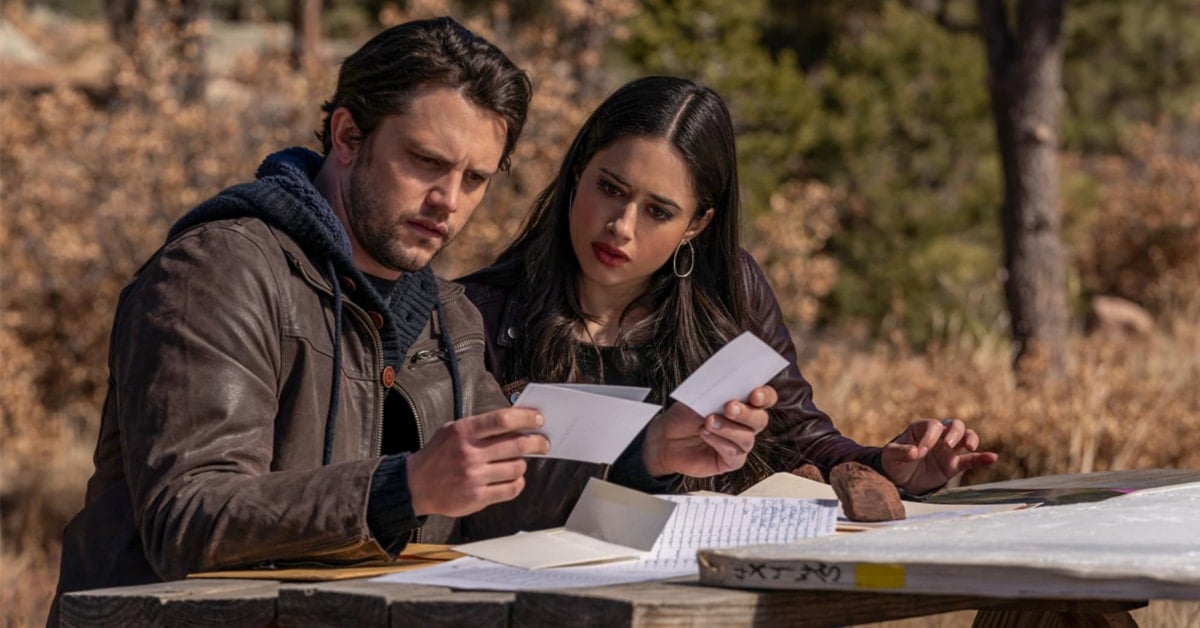 Has Roswell, New Mexico been canceled or renewed for season 4? 1