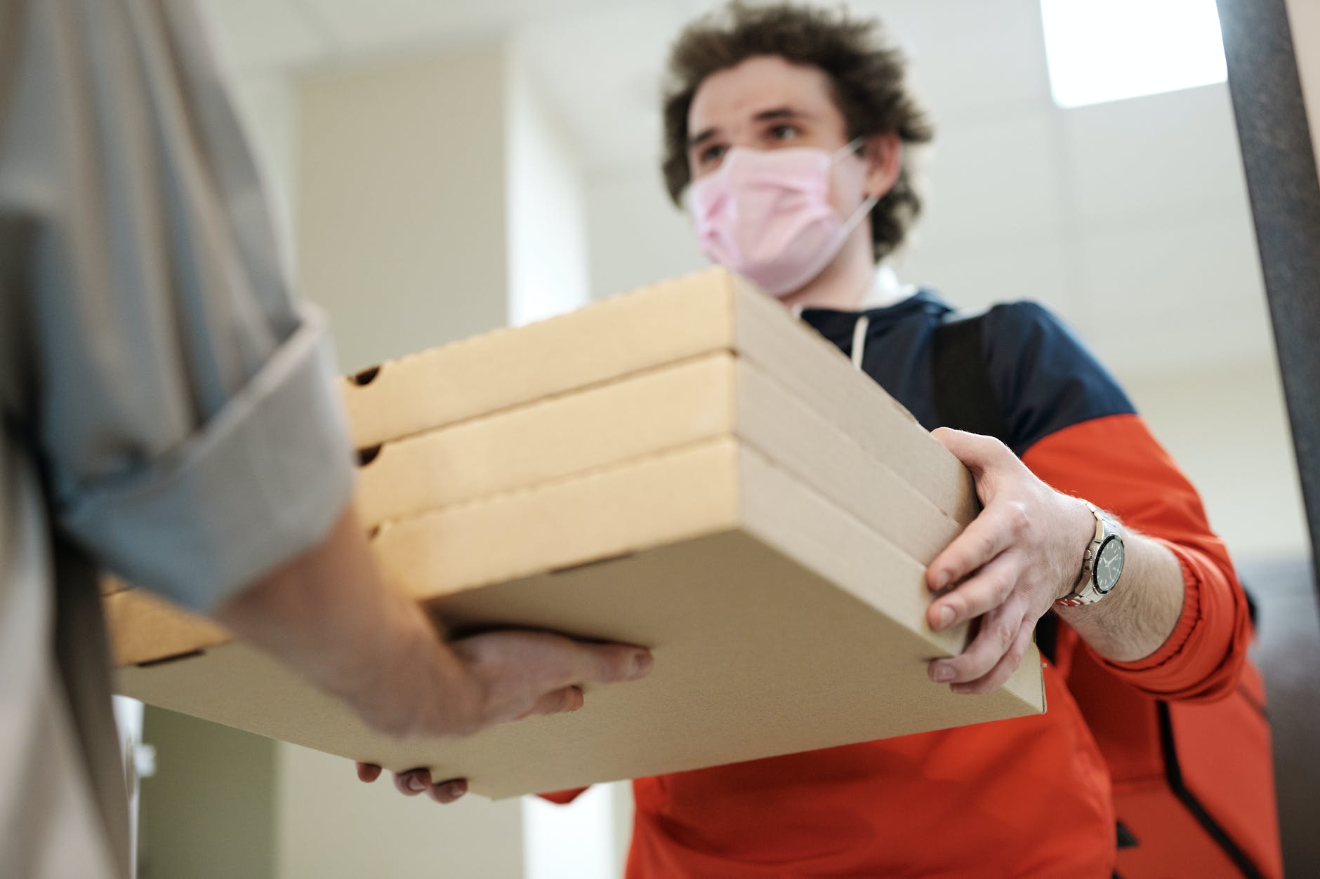 I’m Done!: People Reveal The Craziest Reasons Why They Called It Quits On Their First Day Of Work 19
