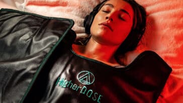 This infrared sauna blanket keeps selling out for good reason 6