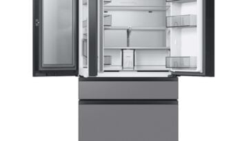 Samsung 4 door French door refrigerator ©Image Credit: Samsung