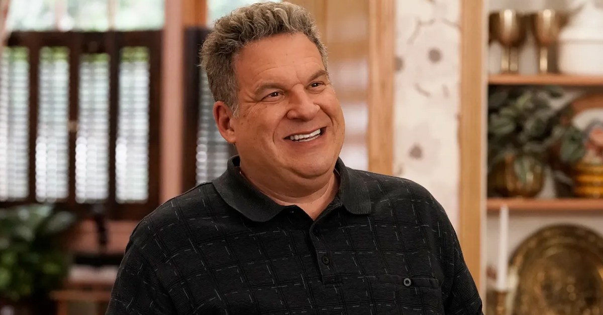 A photo of Jeff Garlin as Murray Christian Goldberg in The Goldbergs