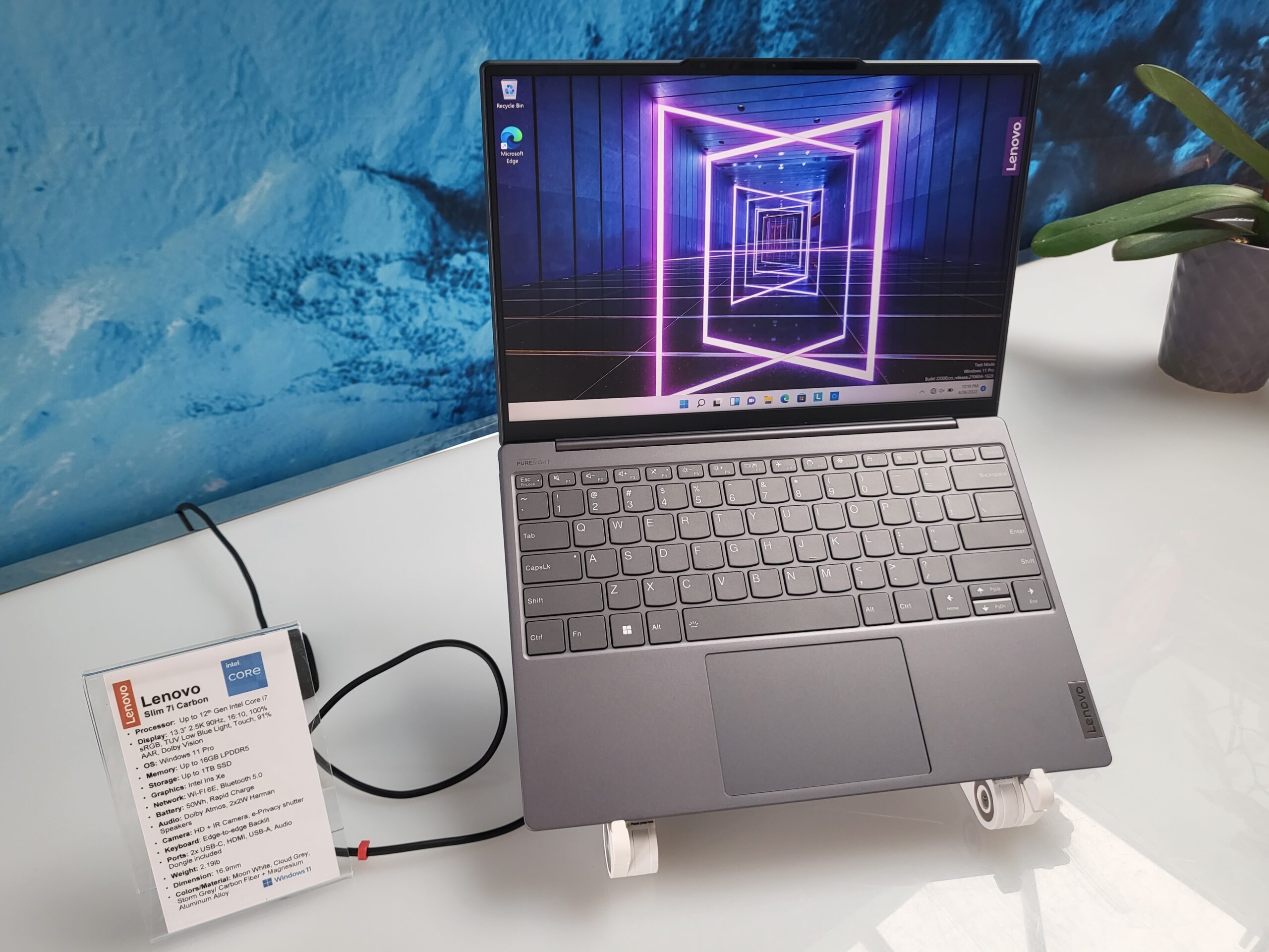 Lenovo Slim 7i Carbon
