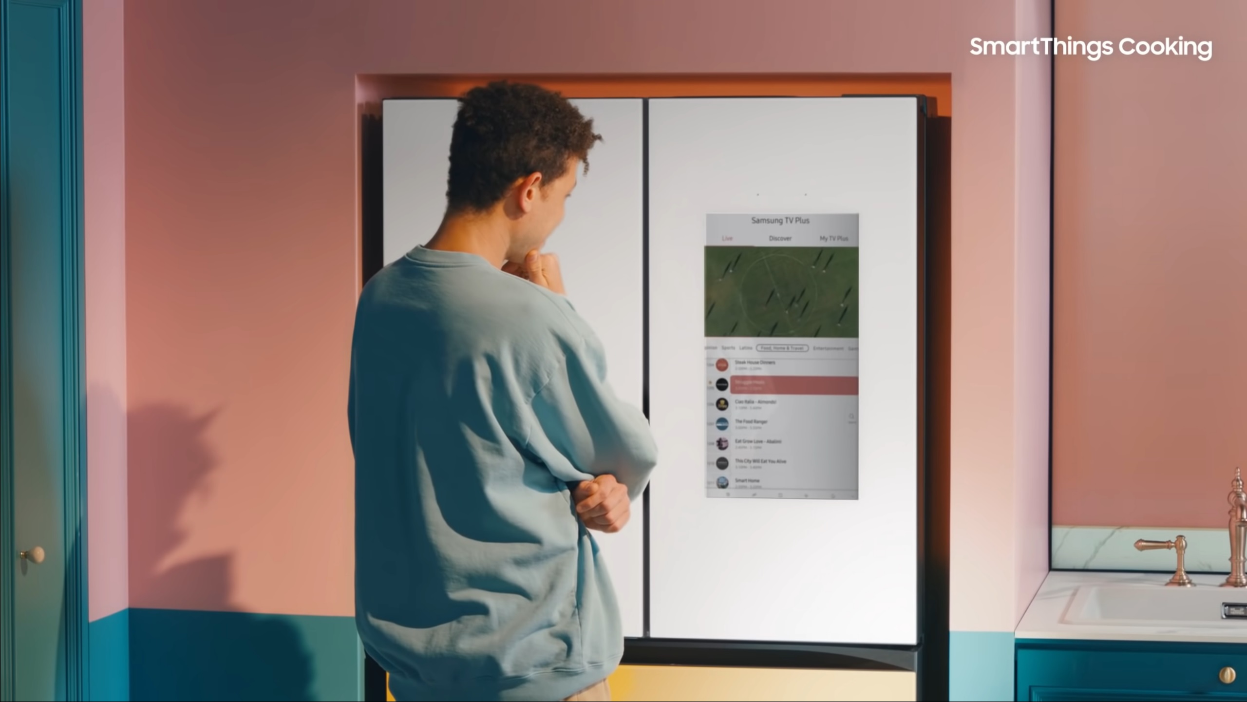 Samsung Family Hub TV 00