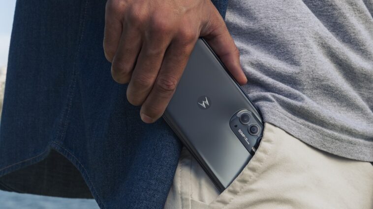 Motorola Edge (2022)