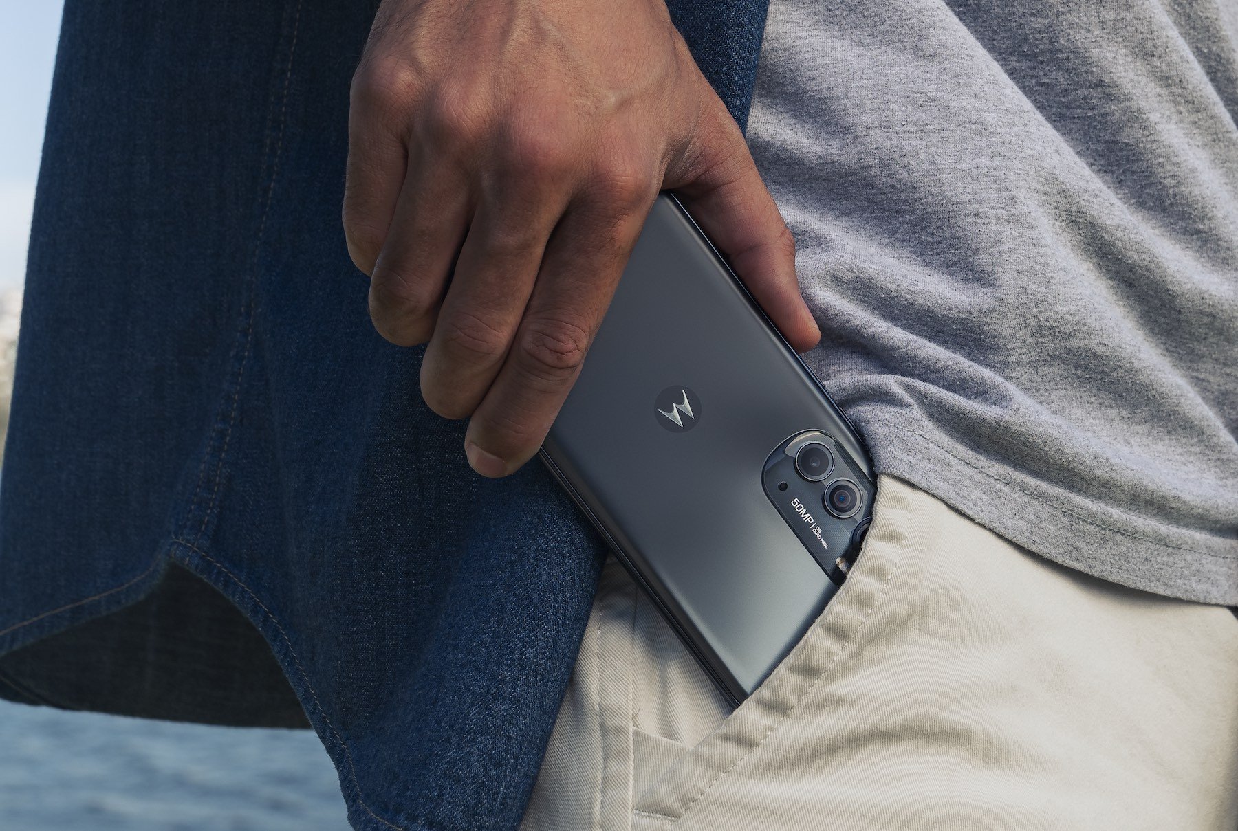 Motorola Edge (2022)