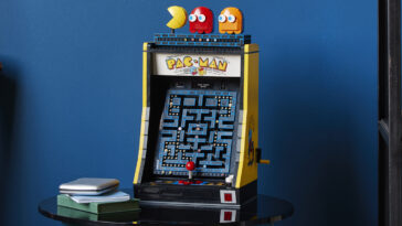 LEGO Pac-Man Arcade Set