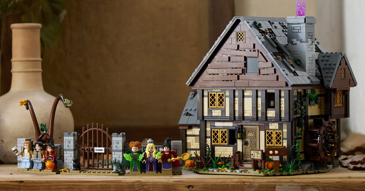 LEGO Ideas Disney Hocus Pocus – The Sanderson Sisters’ Cottage set