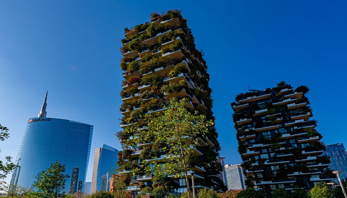 The world's most spectacular buildings: a tour of modern architectural wonders 17 Bosco Verticale, Milan