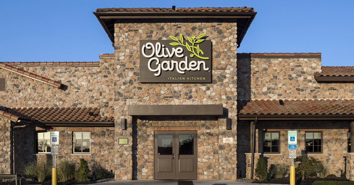The exterior of an Olive Garden restaurant | ©Image Credit: Darden Restaurants