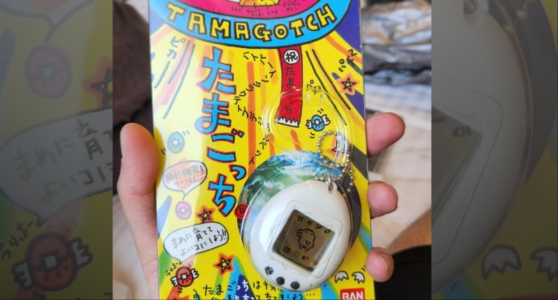 10 once popular '90s items kids today won't recognize 2 Tamagotchi